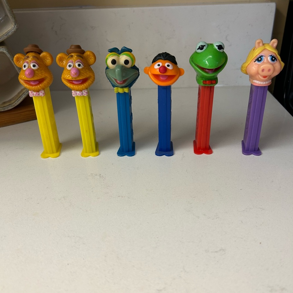 Lot of 6 Vintage Sesame Street‎ Pez Dispensers